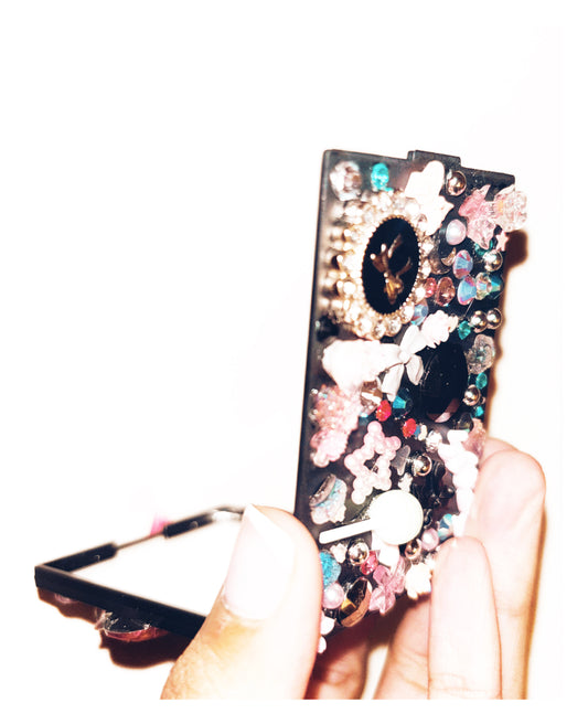 VAIN- Compact Junk Mirror